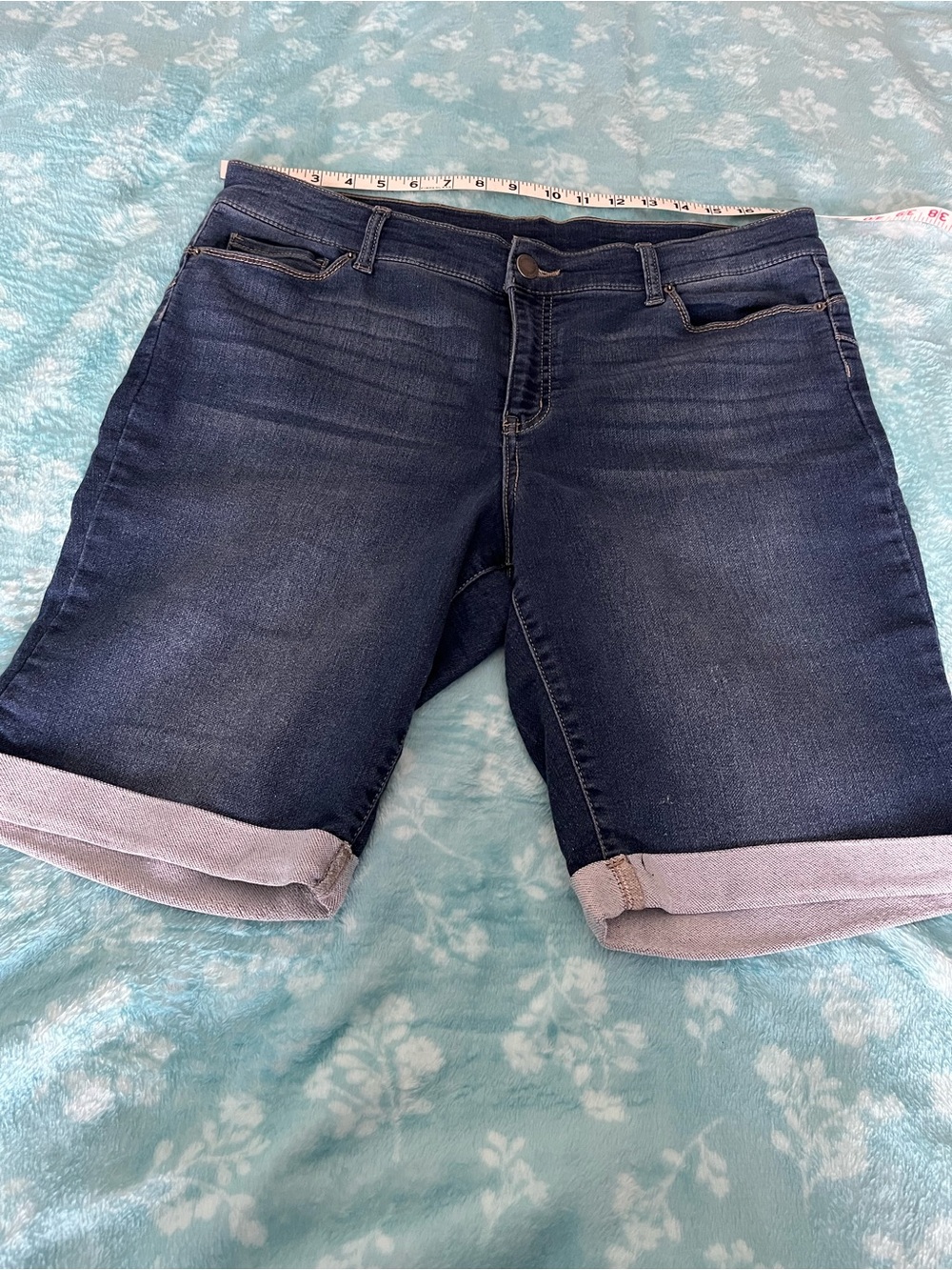 Juicy Couture Bermuda shorts